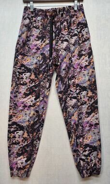 Fabletics Women's The One Jogger Pants Sz S Purple Black Abstract Athleisure